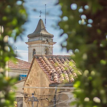 Boutique B&B Residenza Farnese מראה חיצוני תמונה