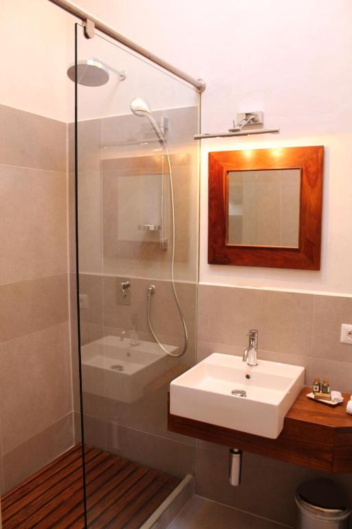Boutique B&B Residenza Farnese מראה חיצוני תמונה